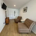 شقة Apartmaji Cepon *