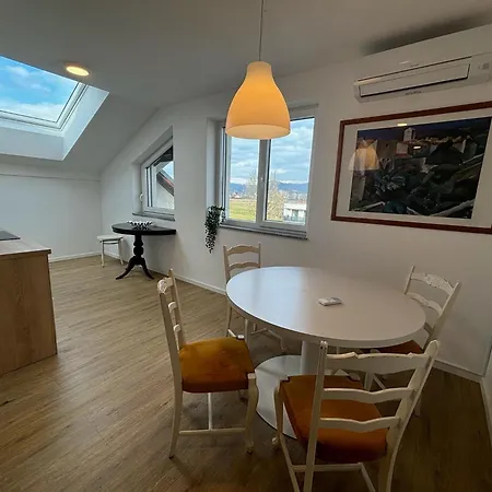 Διαμέρισμα Apartmaji Cepon *