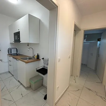 Apartmaji Cepon Λιουμπλιάνα