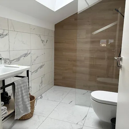Apartmaji Cepon Λιουμπλιάνα