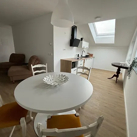 Apartmaji Cepon Apartman *