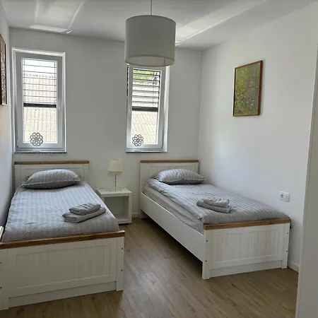 Apartmaji Cepon 아파트 *