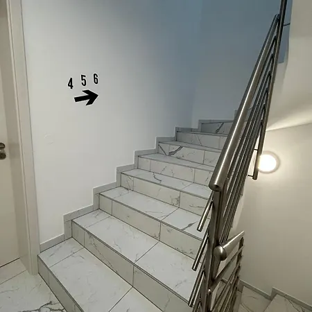 Apartmaji Cepon דירה לובליאנה