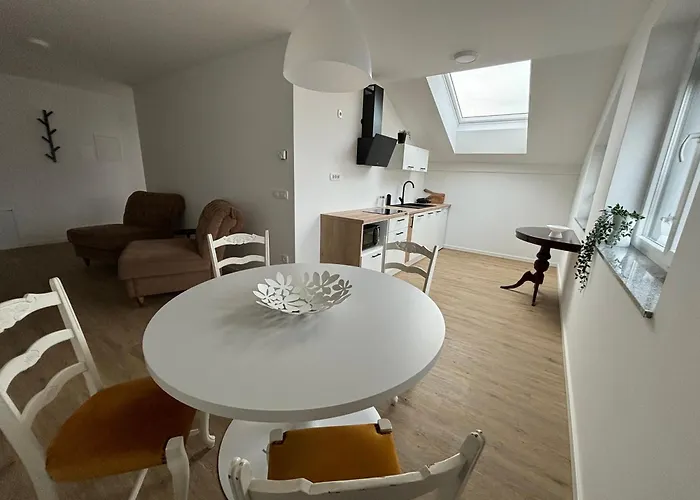 Apartmaji Cepon Appartamento *