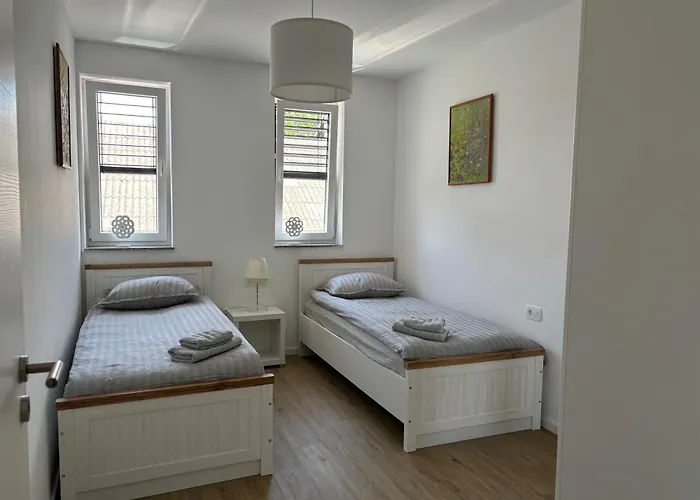 Apartmaji Cepon Appartamento *